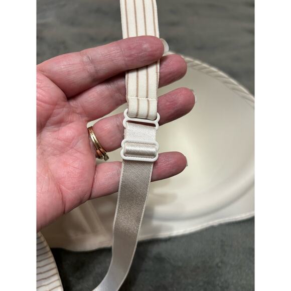 Cacique Simply Wire Free T-shirt Bra, cream with gold stripes and lace, 42DD - Picture 14 of 15